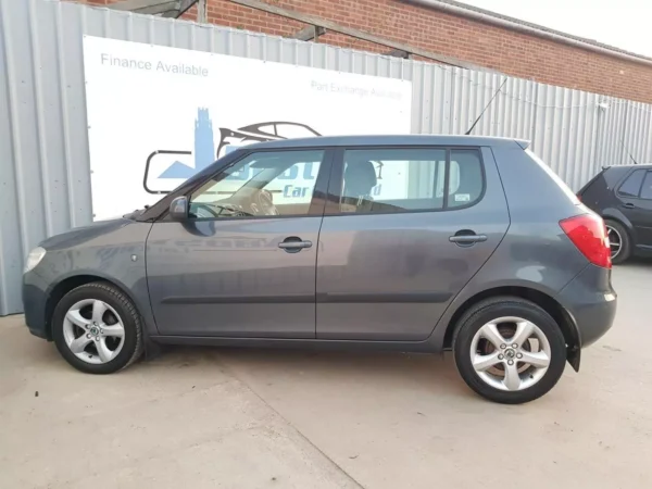 Skoda, Fabia 2009 (09) - 1.4 TDI PD 80 2 5dr-DG09WPJ - Image 6