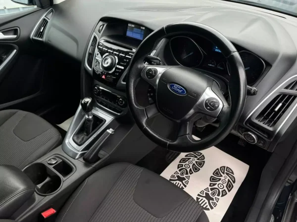 Ford, Focus 2013 (13) - 1.6 TDCi 115 Titanium 5dr-FJ13NNV - Image 11