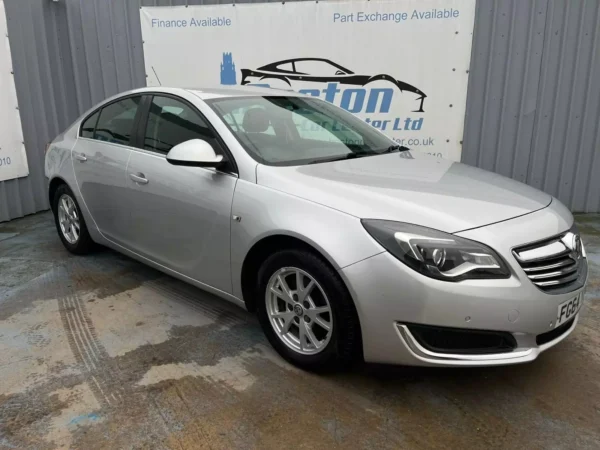 Vauxhall, Insignia 2014 (64) - 2.0 CDTi [140] ecoFLEX Design 5dr [Start Stop]-FG64YUX - Image 3