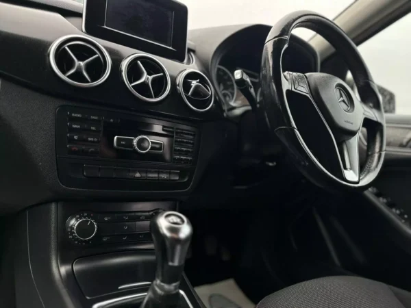 Mercedes-Benz, B-Class 2013 (13) - B180 CDI SE 5dr-DY13UGH - Image 12